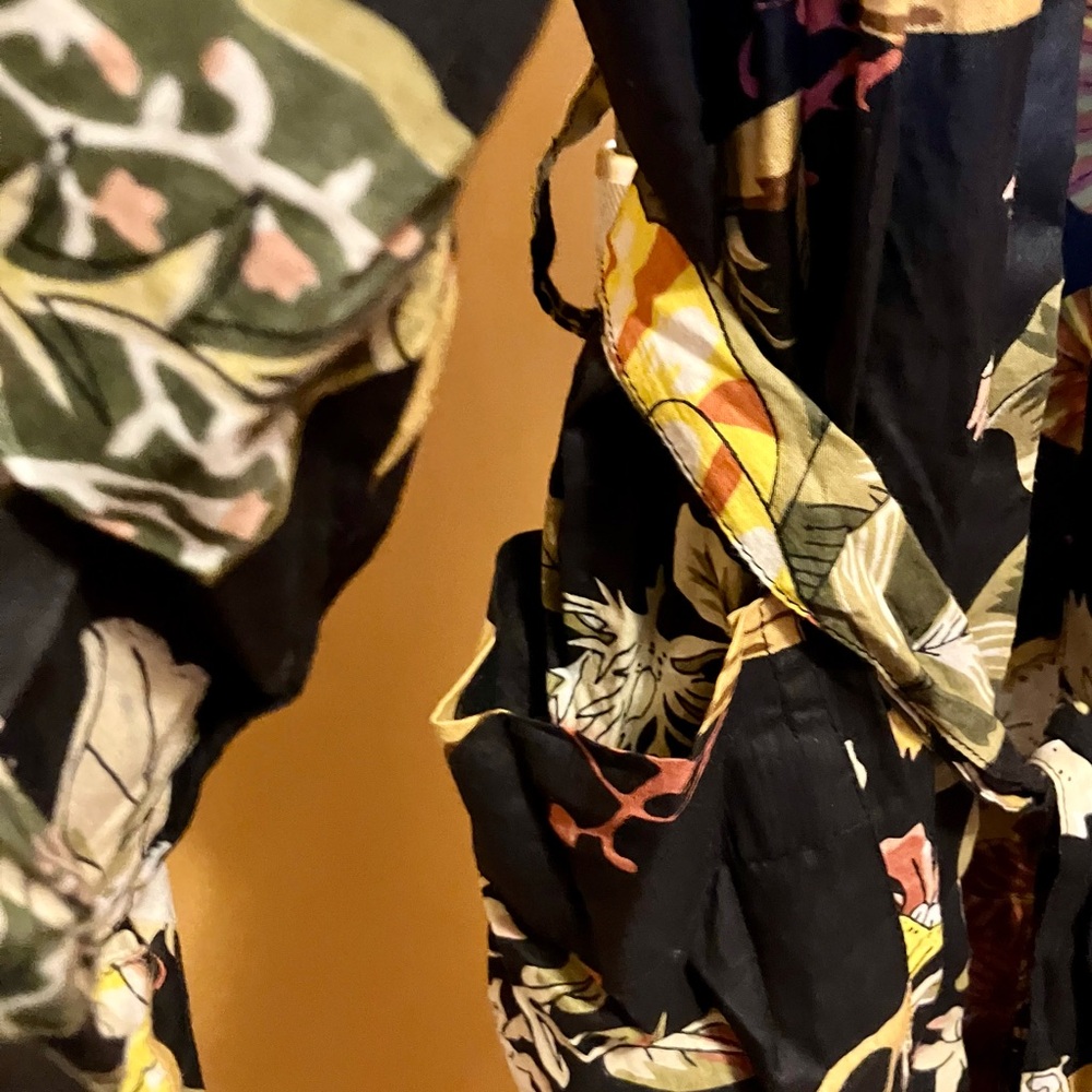 Floral Black Handmade Robe - Elegant Botanical Print - Picture 3 of 6